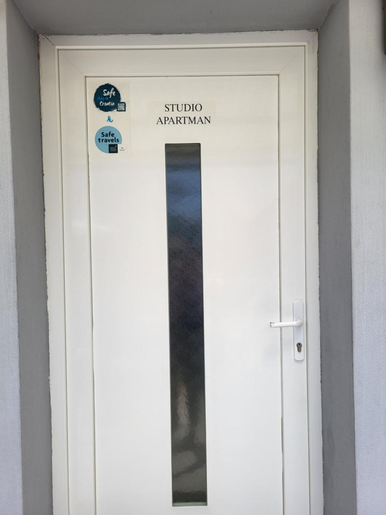 Studio Apartment City With Free Parking Πούλα Εξωτερικό φωτογραφία