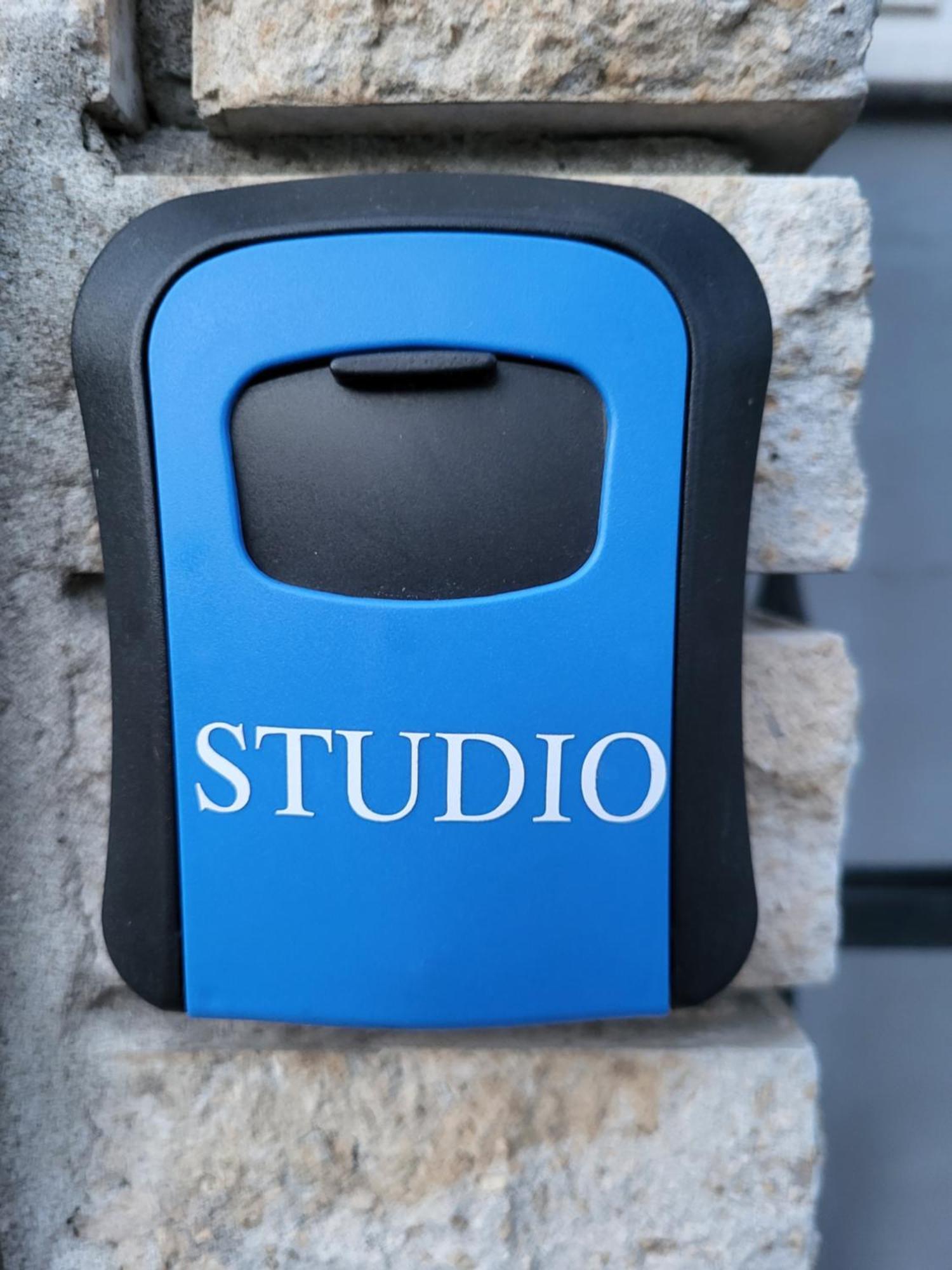 Studio Apartment City With Free Parking Πούλα Εξωτερικό φωτογραφία