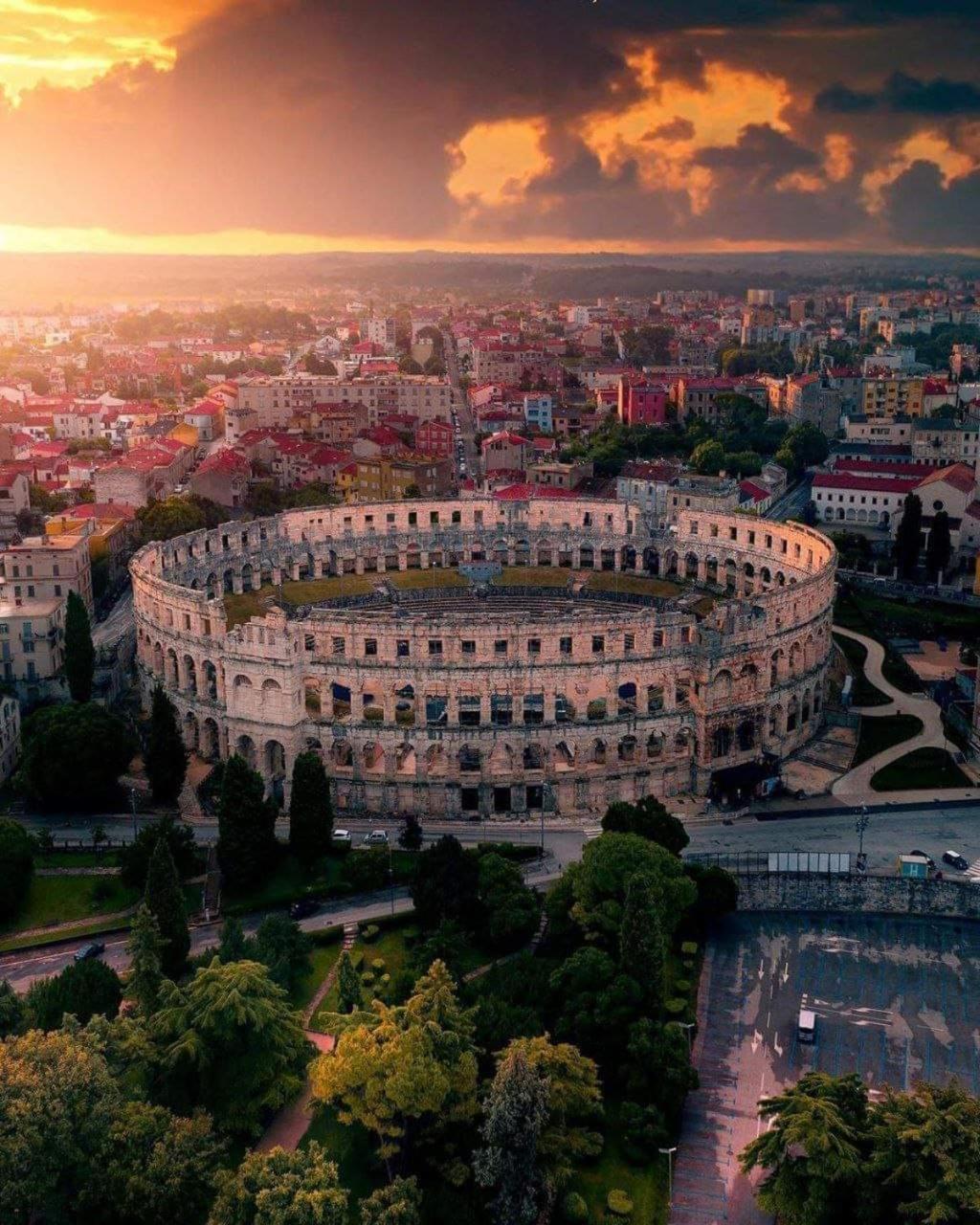 Studio Apartment City With Free Parking Πούλα Εξωτερικό φωτογραφία
